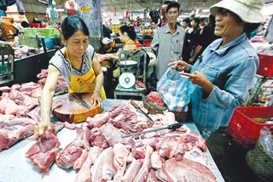 Găm hàng khiến thịt lợn tăng giá mạnh